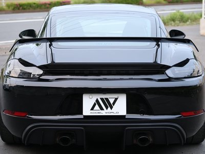 PORSCHE 718 - 10