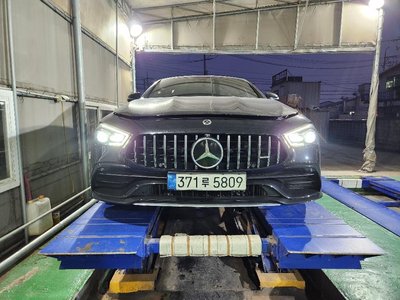 MERCEDES-BENZ GT AMG