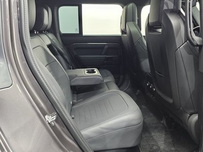 LAND ROVER DEFENDER - 6