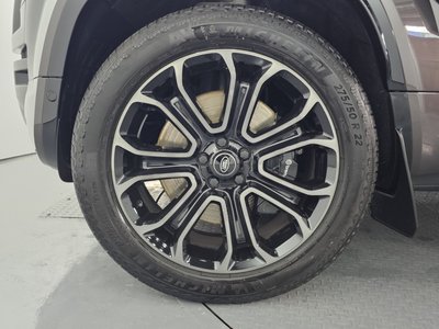 LAND ROVER DEFENDER - 9