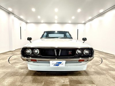 NISSAN SKYLINE COUPE - 2