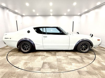 NISSAN SKYLINE COUPE - 10