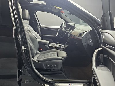 2025 BMW X4 thumbnail 16