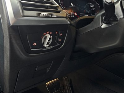 2025 BMW X4 thumbnail 28