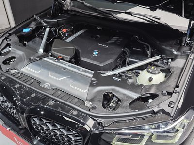2025 BMW X4 photo 7