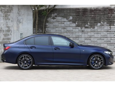 2022 BMW 3 SERIES photo 7