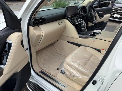 2026 Toyota LAND CRUISER 300 — миниатюра 25