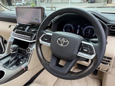 2026 Toyota LAND CRUISER 300 — миниатюра 18