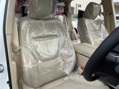 2026 Toyota LAND CRUISER 300 — миниатюра 17