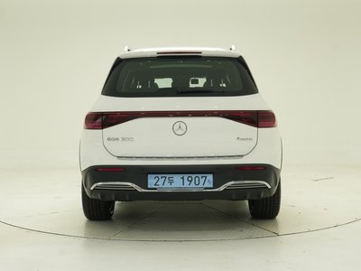 2025 Mercedes-BENZ EQB — фото 3