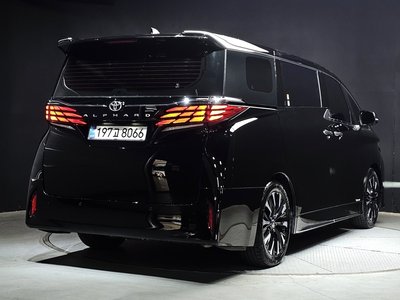 TOYOTA ALPHARD - 4