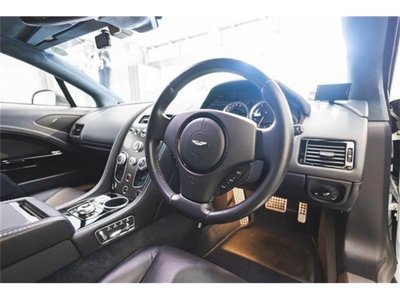 2015 Aston Martin RAPIDE 缩略图 26