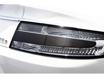 2015 Aston Martin RAPIDE 缩略图 12