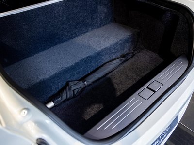 2015 Aston Martin RAPIDE 缩略图 33