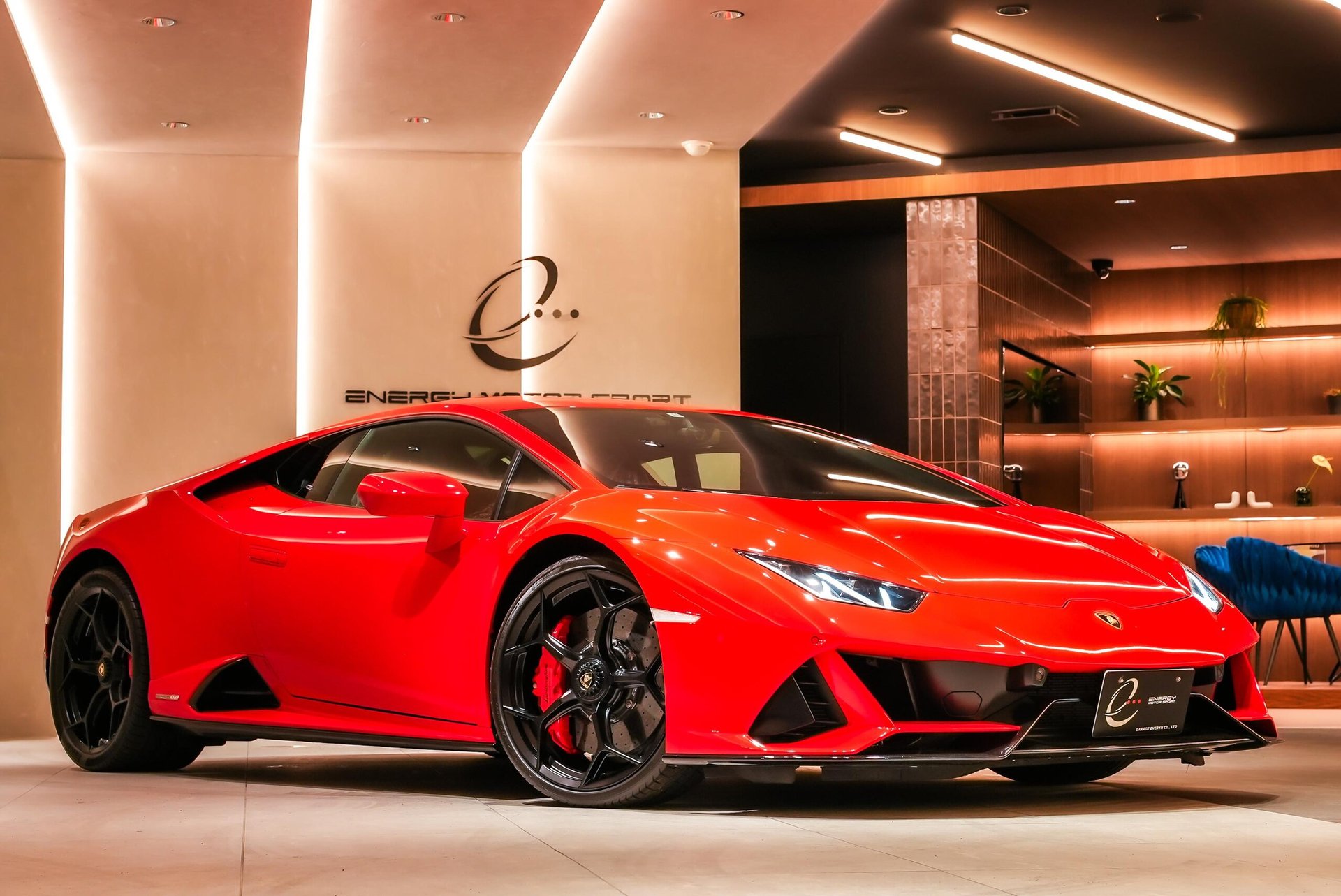 LAMBORGHINI HURACAN - View 1