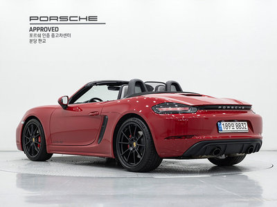 2022 Porsche 718 — фото 5