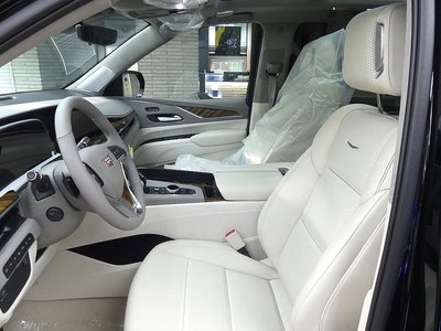 CADILLAC ESCALADE 5TH GENERATION - 10