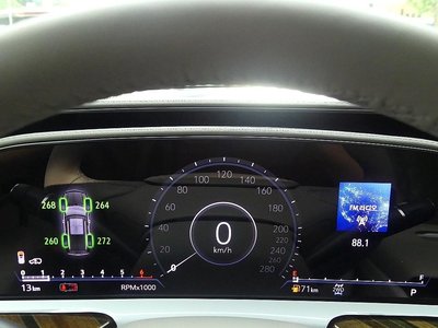 CADILLAC ESCALADE 5TH GENERATION - 8