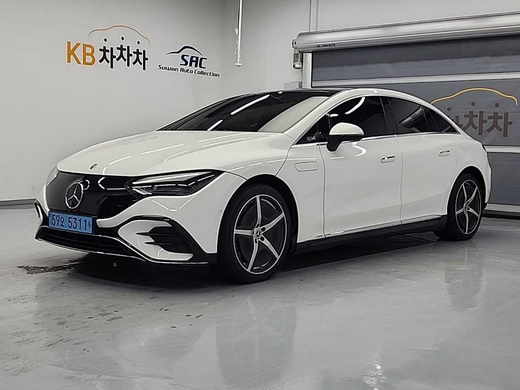 MERCEDES-BENZ EQE - View 1