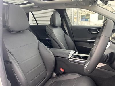 2025 Mercedes-BENZ C-CLASS 照片 4