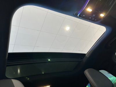 2025 Mercedes-BENZ GLC — миниатюра 33
