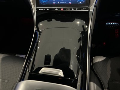 2025 Mercedes-BENZ GLC — миниатюра 21