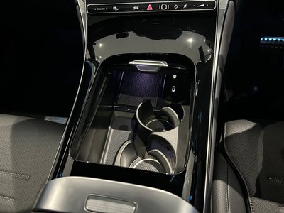 2025 Mercedes-BENZ GLC — миниатюра 22