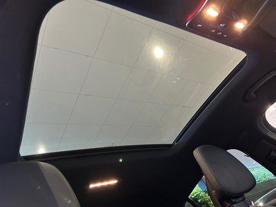 2025 Mercedes-BENZ GLC — миниатюра 32