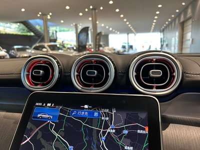 2025 Mercedes-BENZ GLC — миниатюра 20