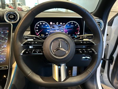 2025 Mercedes-BENZ GLC — миниатюра 12