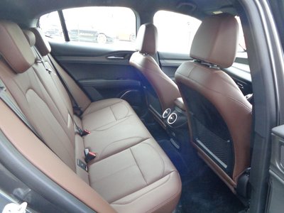 ALFA ROMEO STELVIO - 4