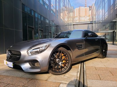 MERCEDES-BENZ GT AMG - 4