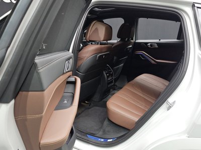 2024 BMW X6 thumbnail 32