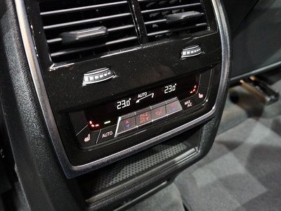 2024 BMW X6 thumbnail 31