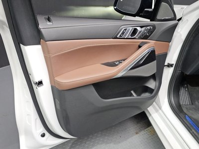 2024 BMW X6 thumbnail 14