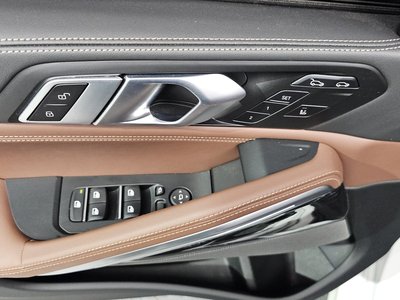 2024 BMW X6 thumbnail 27
