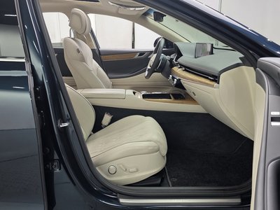 GENESIS G80 (RG3) - 10