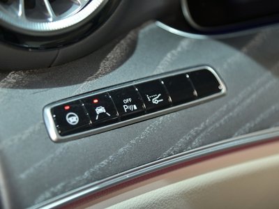 2019 Mercedes-BENZ CLS — миниатюра 32