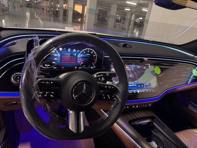 MERCEDES-BENZ E-CLASS - 5