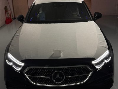 MERCEDES-BENZ E-CLASS - 1