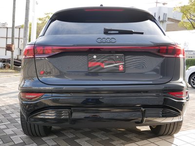 AUDI Q6 E-TRON - 6