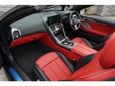2025 BMW 8 SERIES CABRIOLET — фото 10
