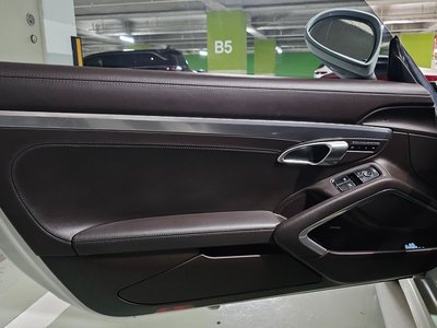 صورة مصغرة 17 لـ 2015 Porsche CAYMAN