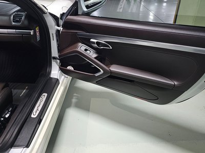 صورة مصغرة 16 لـ 2015 Porsche CAYMAN