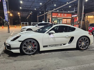 صورة مصغرة 13 لـ 2015 Porsche CAYMAN