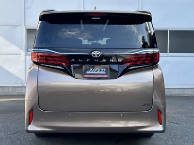 صورة 6 لـ 2025 Toyota ALPHARD