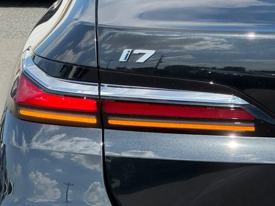 صورة مصغرة 16 لـ 2025 BMW I7