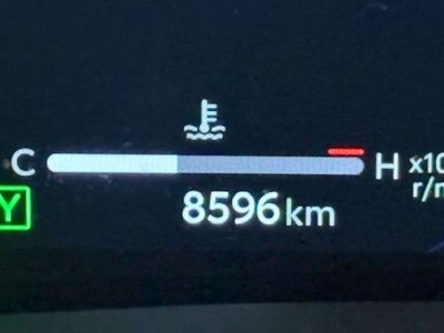 TOYOTA VELLFIRE - 2