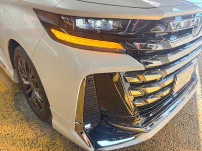 TOYOTA VELLFIRE - 10