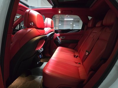 BENTLEY BENTAYGA - 9